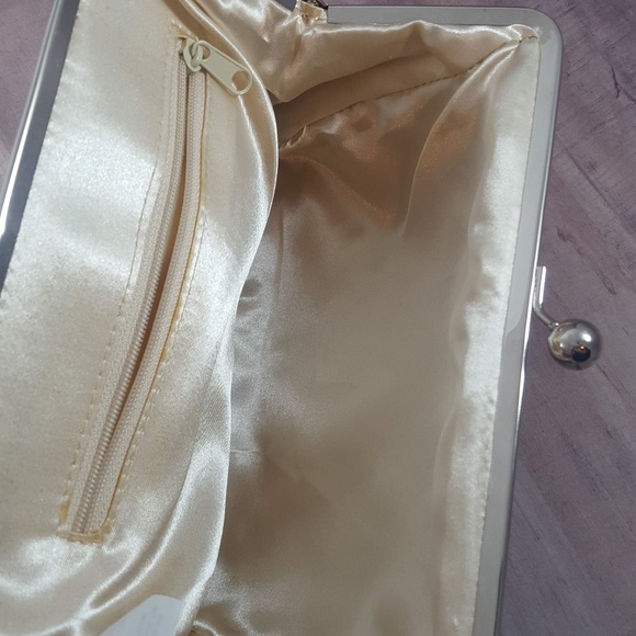 Jaclyn Smith Brocade Clutch - Picture 7 of 7